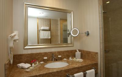 قفقاز باکو سیتی هتل اند رزیدنسز