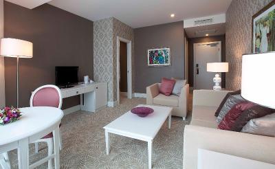 قفقاز باکو سیتی هتل اند رزیدنسز