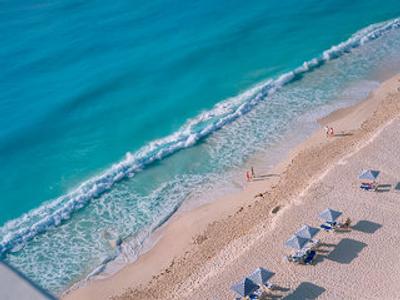 کراون کلاب پارادایز