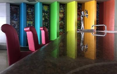 کراون کلاب پارادایز