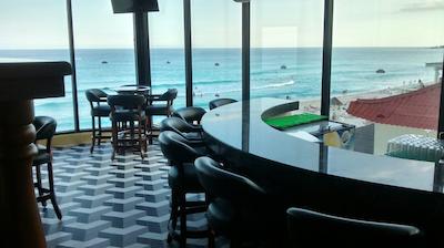 کراون کلاب پارادایز