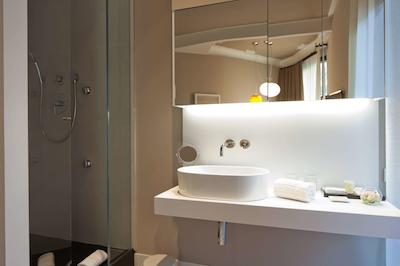 الکساندرا بارسلونا