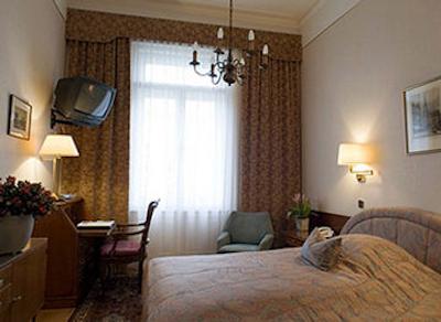 بست وسترن پنشن آرنبرگ