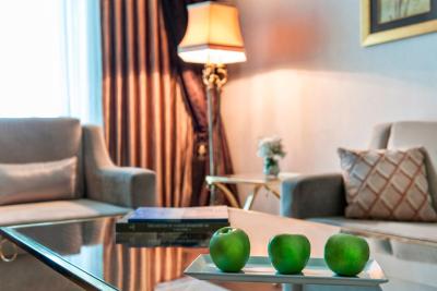 الیت ورلد وان هتل