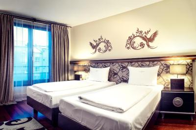 امبیانس ریولی