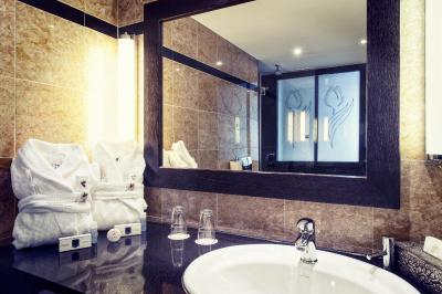 امبیانس ریولی