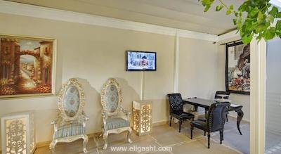 الگانس ایست هتل