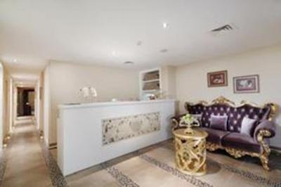 الگانس ایست هتل