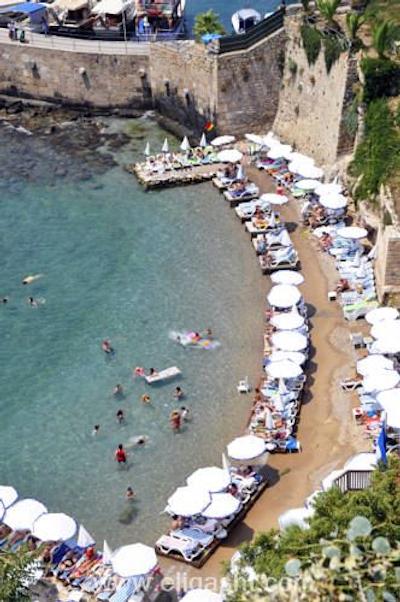 الگانس ایست هتل