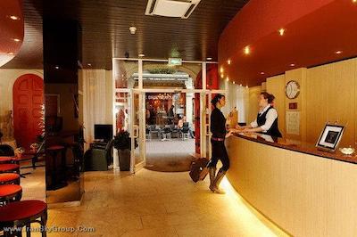 بست وسترن دام اسکوئر این