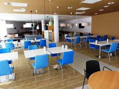 هالیدی این اکسپرس آمستردام-آرنا تاورز