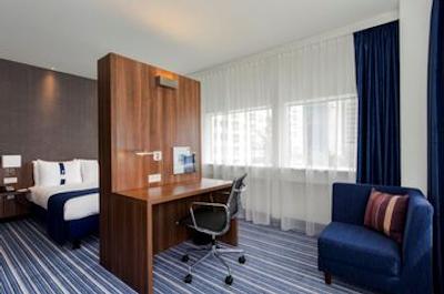 هالیدی این اکسپرس آمستردام-آرنا تاورز