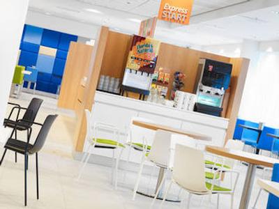 هالیدی این اکسپرس آمستردام-آرنا تاورز