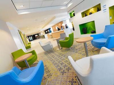 هالیدی این اکسپرس آمستردام-آرنا تاورز