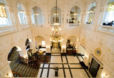 اینترکنتیننتال امستل