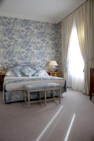 اینترکنتیننتال امستل