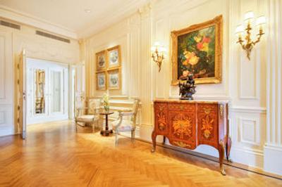 اینترکنتیننتال امستل