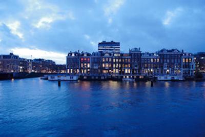 اینترکنتیننتال امستل