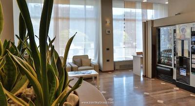 اتاهتل کنتسا جولاندا