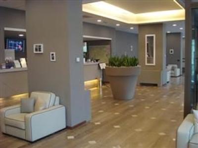 اتاهتل کنتسا جولاندا