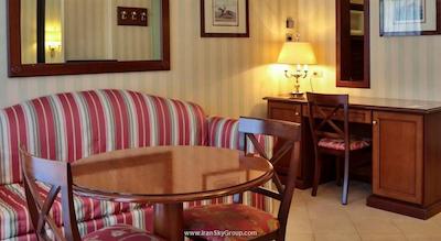 اتاهتل کنتسا جولاندا