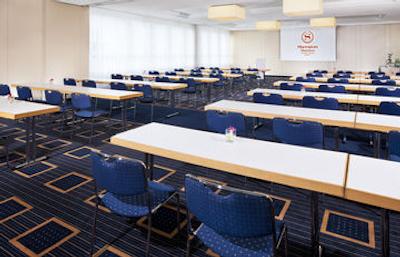 شرایتون مونیخ آرابلاپارک هتل