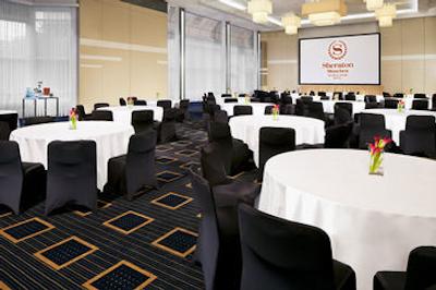 شرایتون مونیخ آرابلاپارک هتل