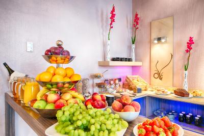 لئوناردو بوتیک