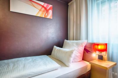 لئوناردو بوتیک