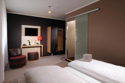 لئوناردو بوتیک