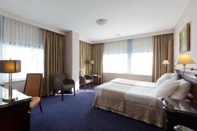 ایکس او هتل بلو اسکوئر