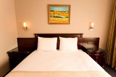 ایکس او هتل بلو اسکوئر