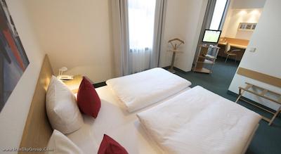 داموس هتل برلین کودام