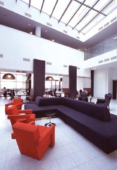 داچ دیزاین هتل آرتمیس