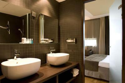 داچ دیزاین هتل آرتمیس