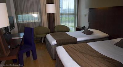 داچ دیزاین هتل آرتمیس