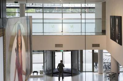 داچ دیزاین هتل آرتمیس