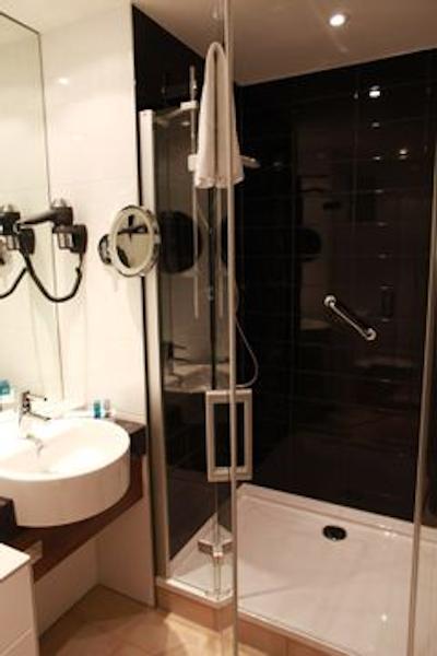 هالیدی این اکسپرس استرازبورگ-سود