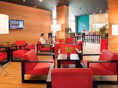 آیبیس بارسلونا پلازا گلرویز 22