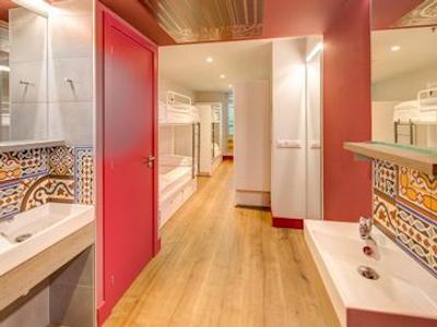 ژنراتور هاستل بارسلونا