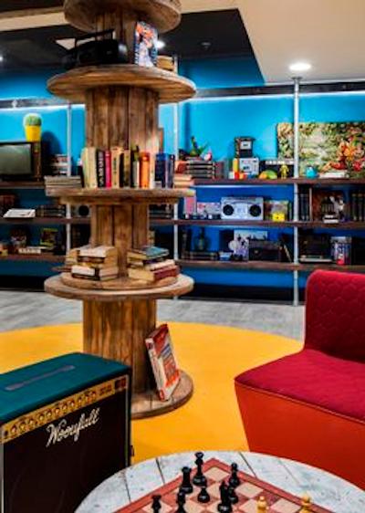 ژنراتور هاستل بارسلونا