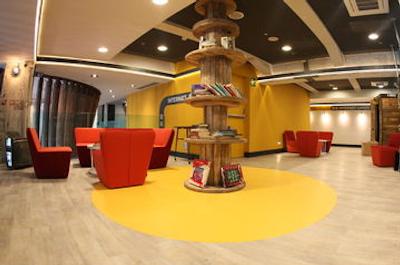 ژنراتور هاستل بارسلونا