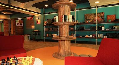 ژنراتور هاستل بارسلونا