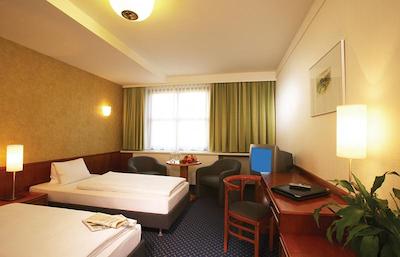 آستریا ترند دناوزنتروم