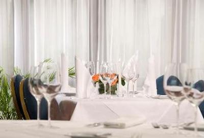 آستریا ترند دناوزنتروم