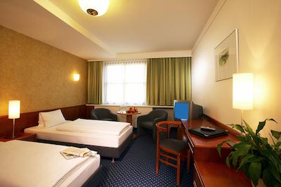 آستریا ترند دناوزنتروم