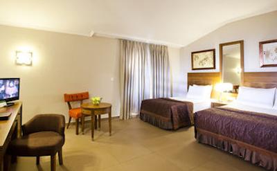 سانیس الیتا بیچ ریزورت هتل اند اسپا