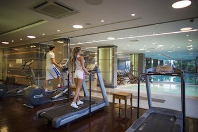 سانیس الیتا بیچ ریزورت هتل اند اسپا