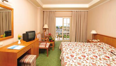 سانیس الیتا بیچ ریزورت هتل اند اسپا