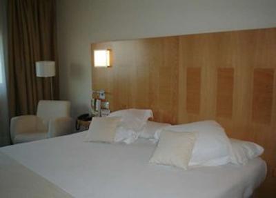 بارسلو آتن مار